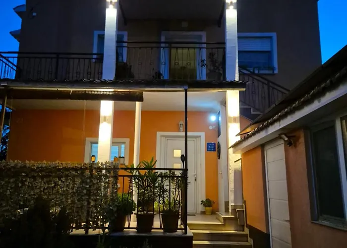 Mediterranean Ocean View 4star In Apartmán *